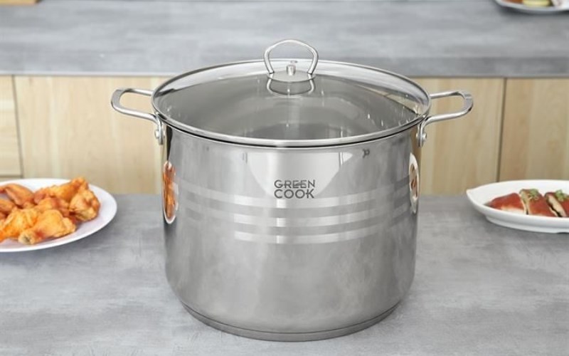 Nồi luộc g&agrave; inox 5 đ&aacute;y nắp k&iacute;nh 28 cm Green Cook GCS243-28IH