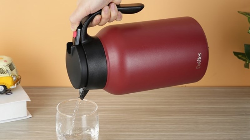 B&igrave;nh giữ nhiệt inox 2000 ml Delites XB-20156