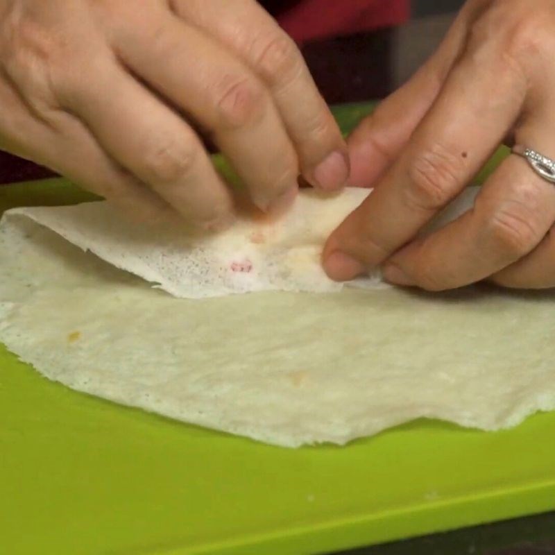 Bước 5 Cuốn chả giò Chả giò trái cây