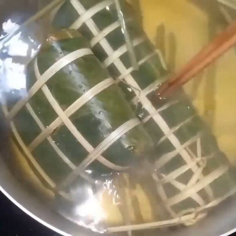 Bước 7 Luộc bánh chưng Bánh chưng gấc
