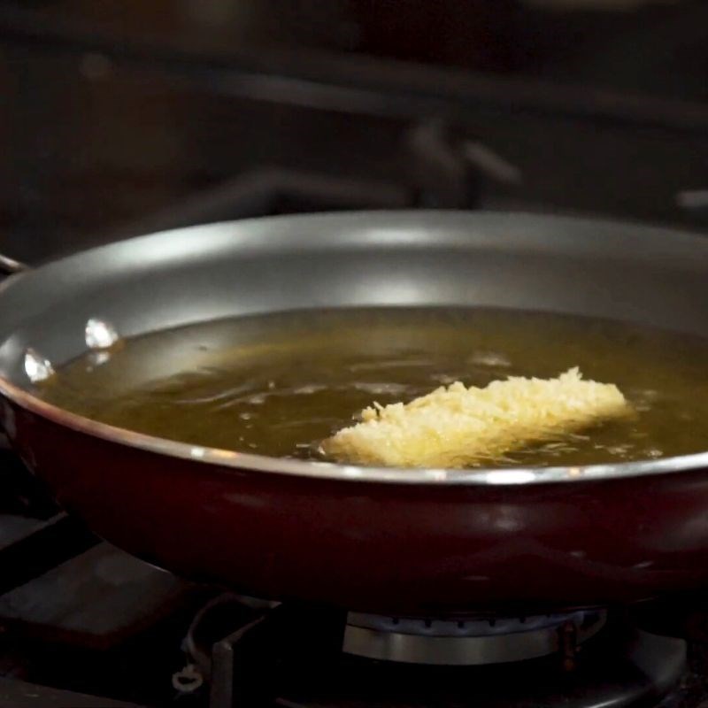 Bước 7 Chiên chả giò Chả giò trái cây