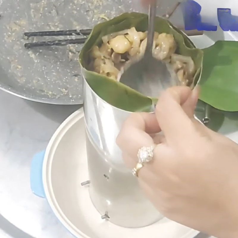 Bước 5 Gói giò Giò gà xào