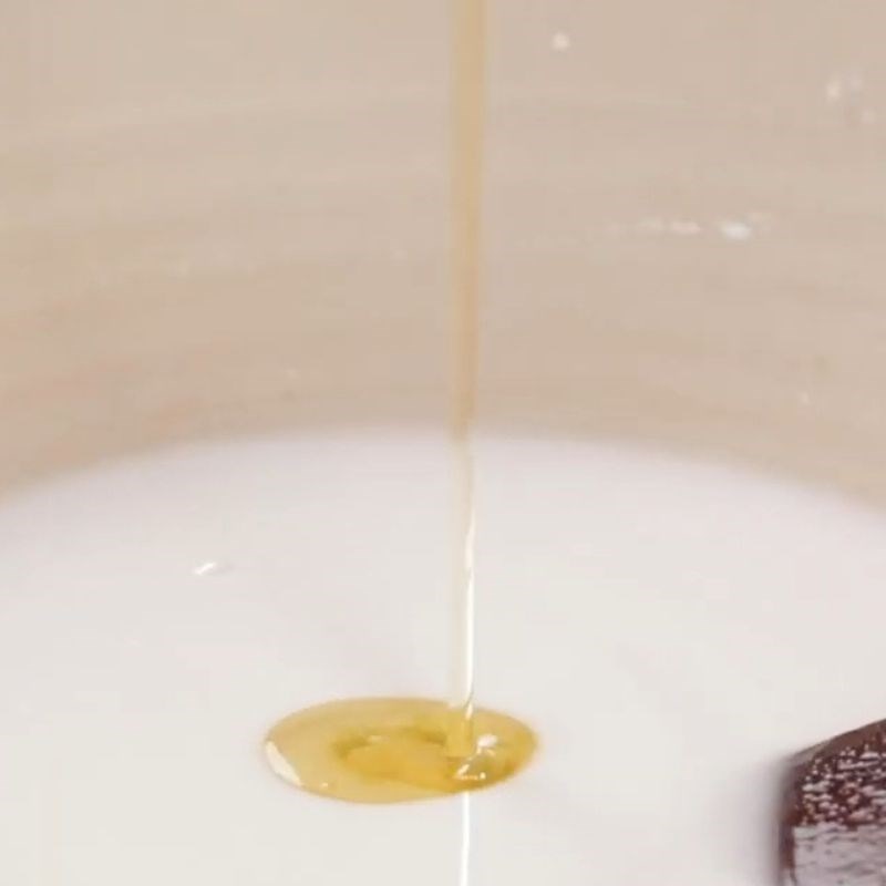 Bước 1 Khuấy bột Chả mỡ