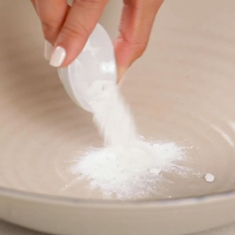 Bước 1 Khuấy bột Chả mỡ