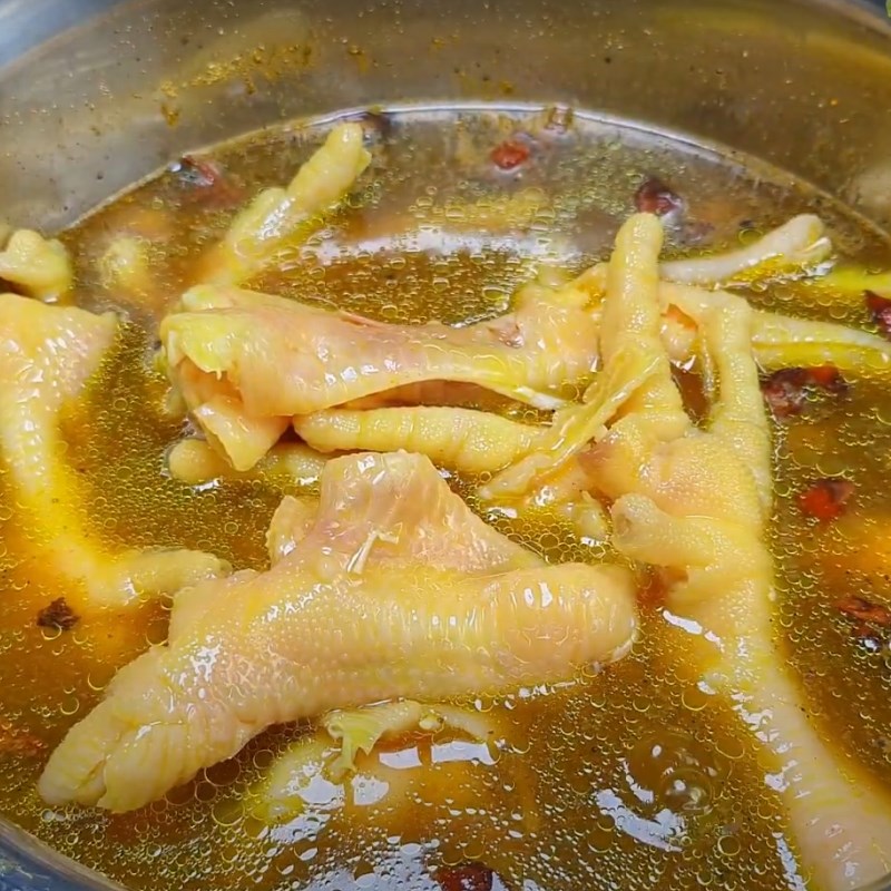 Bước 3 Làm gà ủ muối Chân gà ủ muối