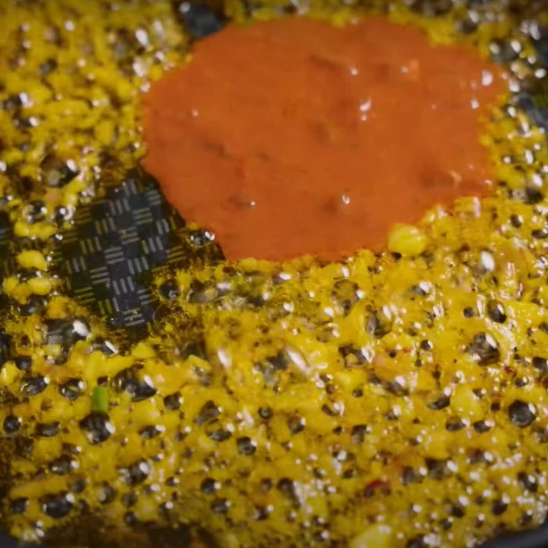 Bước 3 Làm nước kho Tôm kho tàu