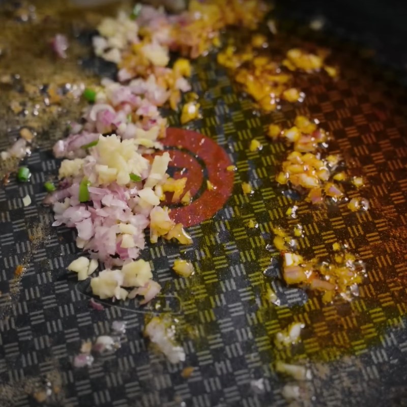 Bước 3 Làm nước kho Tôm kho tàu