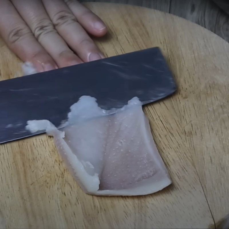 Bước 1 Luộc da heo Chả lạnh