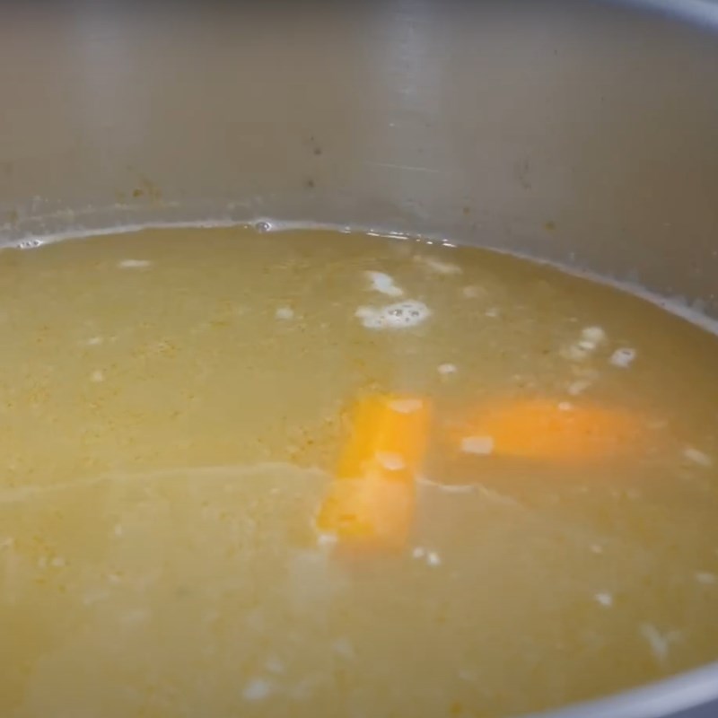 Bước 5 Nấu nước dùng Bánh canh phồng tôm