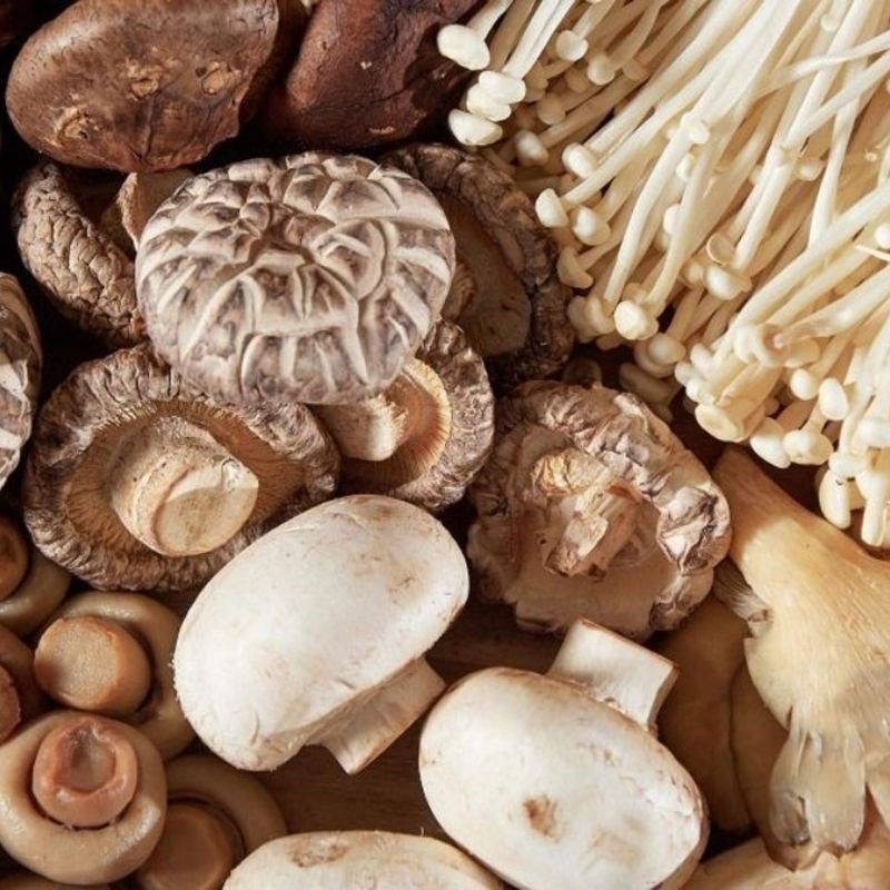 Bước 2 Nhặt rau Lẩu tôm bầu