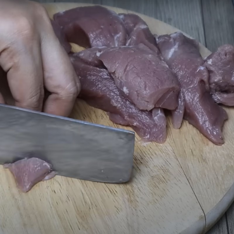 Bước 2 Sơ chế các nguyên liệu khác Chả lạnh