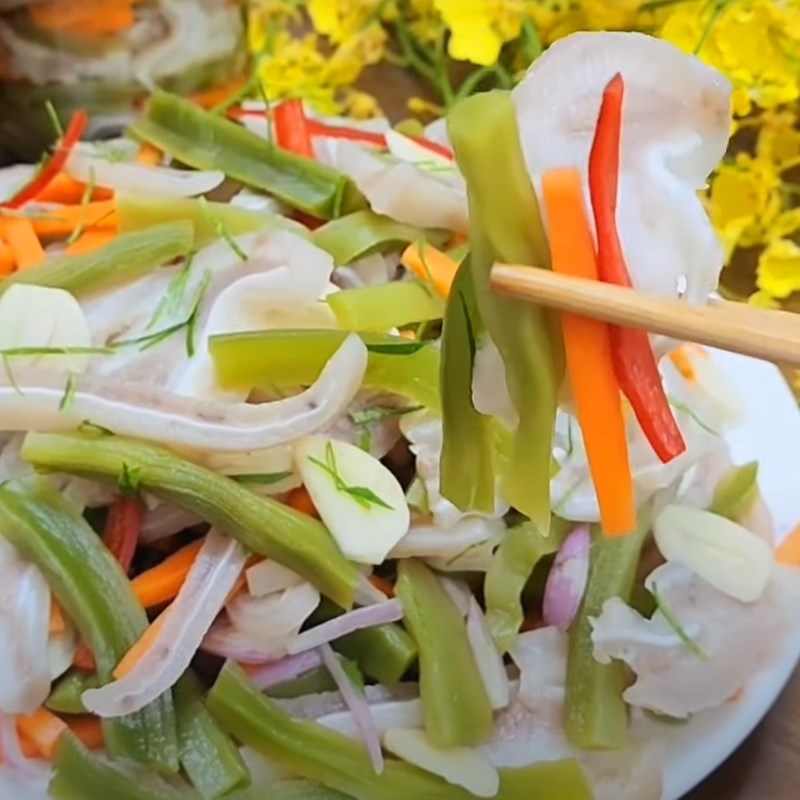 Bước 7 Thành phẩm Tai heo ngâm rau tiến vua