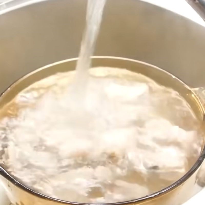 Bước 2 Trần thịt Thịt kho tàu miền Bắc