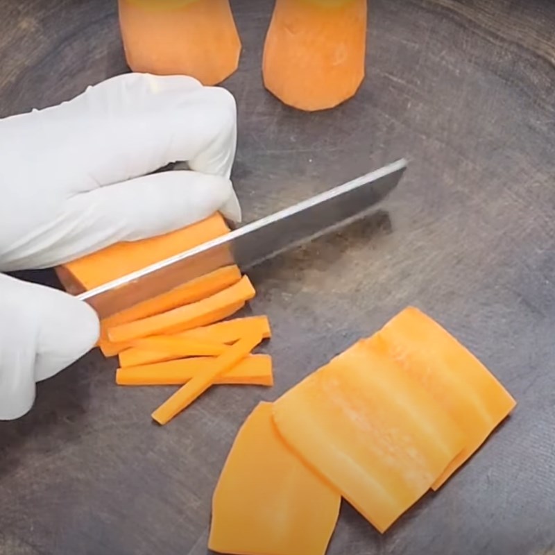 Bước 4 Ướp rau tiến vua Tai heo ngâm rau tiến vua