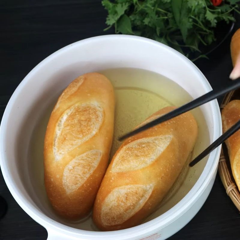Bước 7 Chiên bánh mì Bánh mì miến