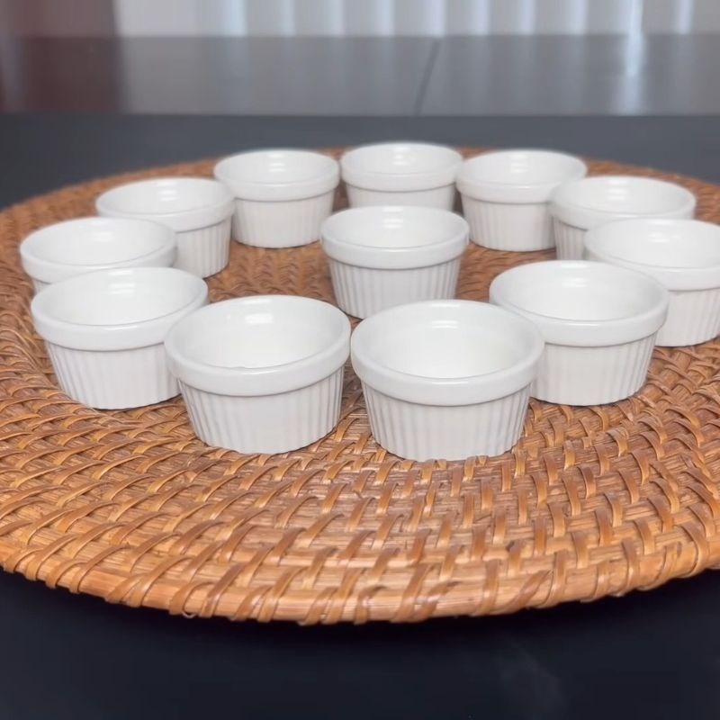 Bước 2 Chuẩn bị khuôn Bánh bèo Phan Thiết
