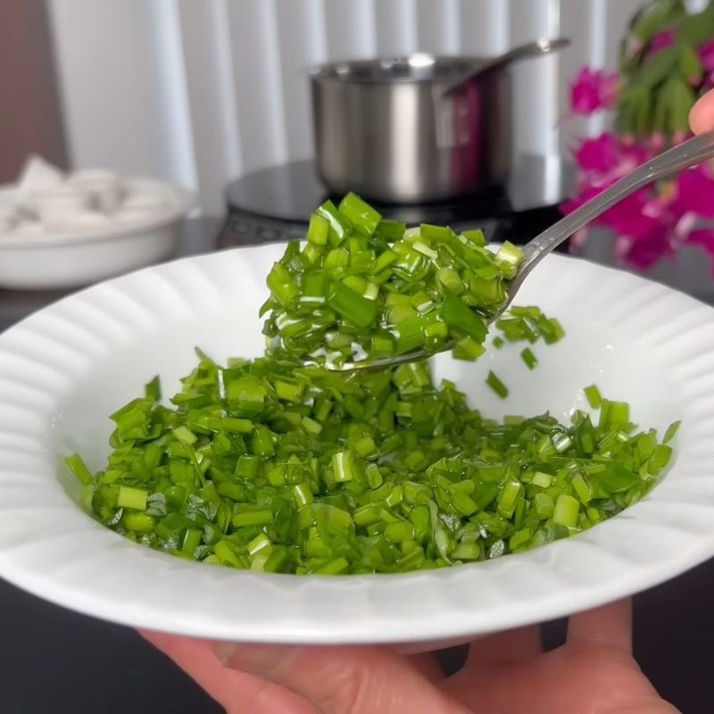 Bước 3 Làm dầu hẹ Bánh bèo Phan Thiết