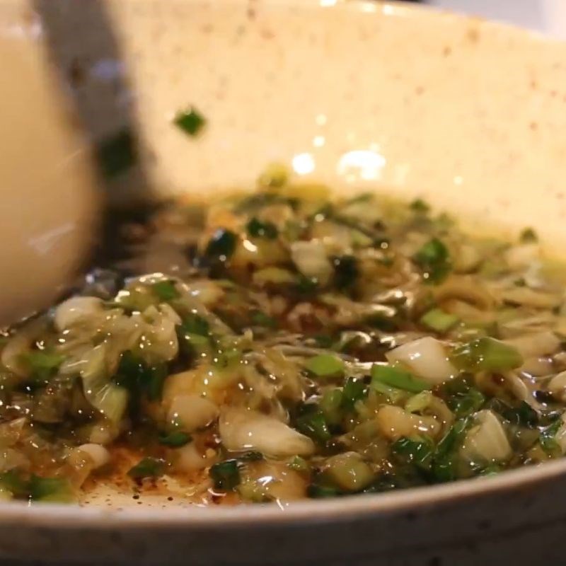 Bước 4 Làm mỡ hành Cá lồi xối mỡ