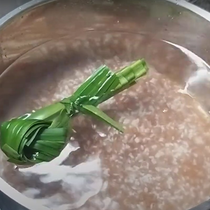 Bước 1 Nấu cháo gạo đỏ Cháo gạo đỏ