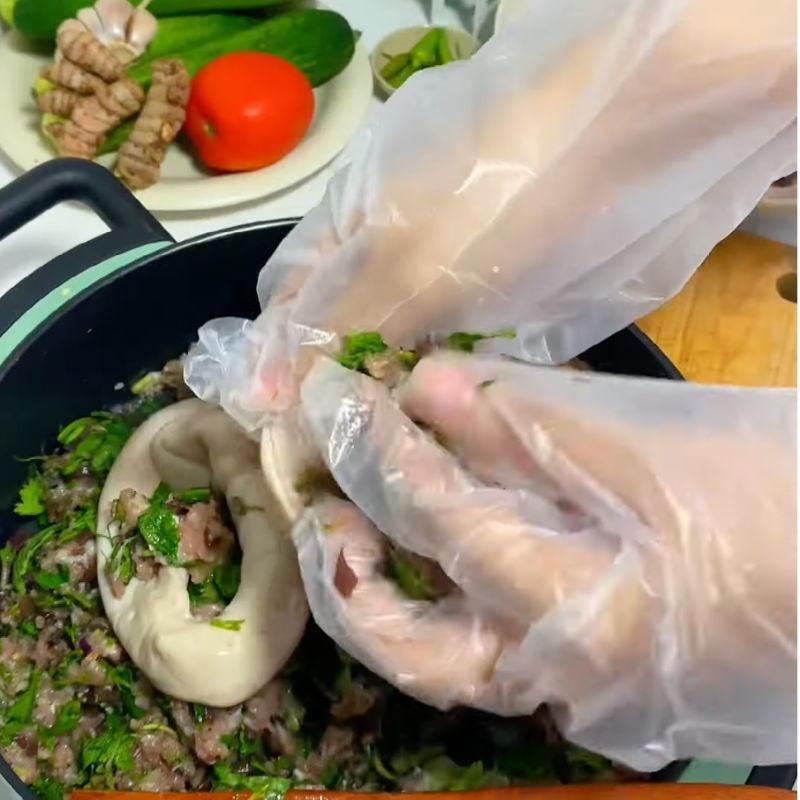 Bước 4 Nhồi thịt vào dồi trường Dồi trường nướng