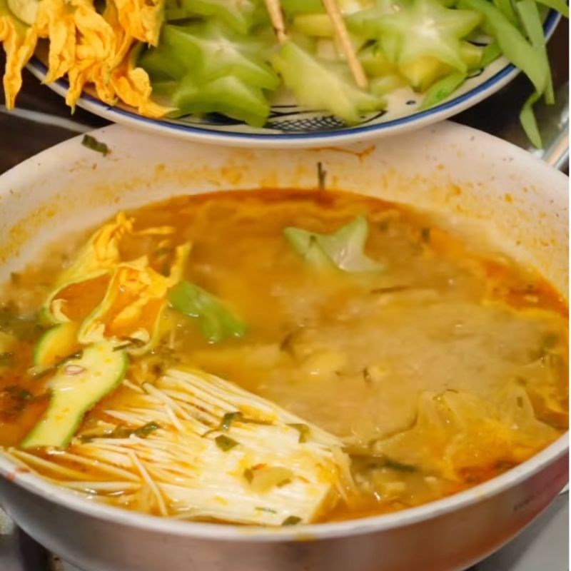 Bước 4 Nhúng lẩu Lẩu khế
