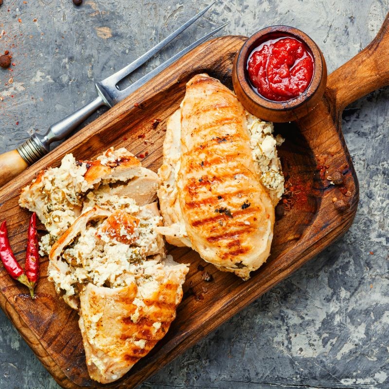Bước 3 Nướng ức gà bằng nồi chiên Ức gà nướng bằng nồi chiên không dầu