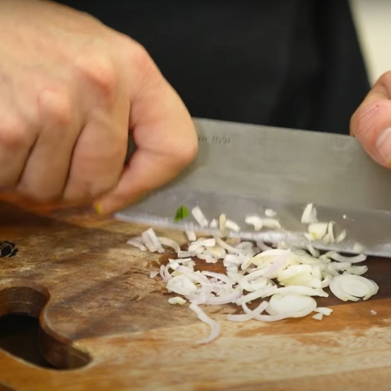 Bước 2 Sơ chế các nguyên liệu khác Ngan nấu giả cầy