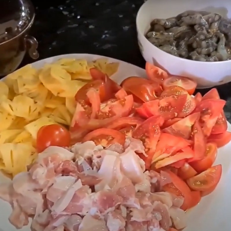 Bước 1 Sơ chế nguyên liệu Bún giấm nuốc