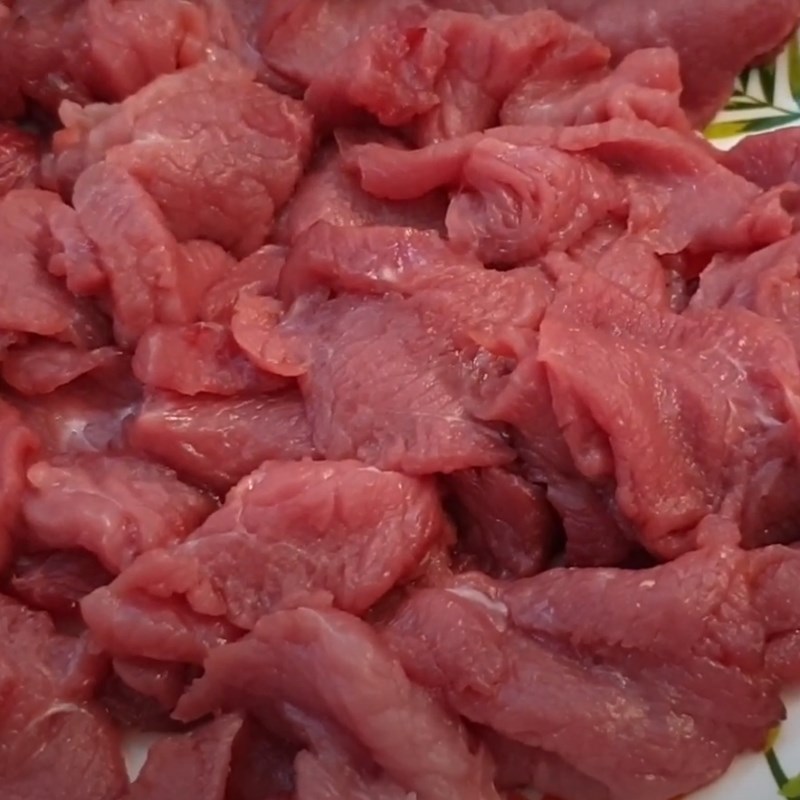 Bước 1 Sơ chế nguyên liệu Củ hũ dừa xào thịt bò
