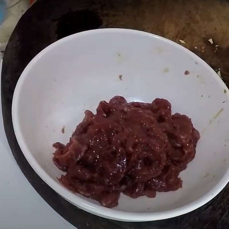 Bước 1 Sơ chế nguyên liệu Rau dớn xào thịt bò