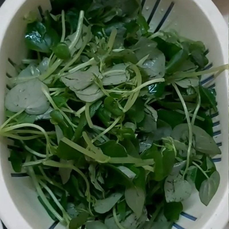 Bước 1 Sơ chế nguyên liệu Rau càng cua xào tỏi