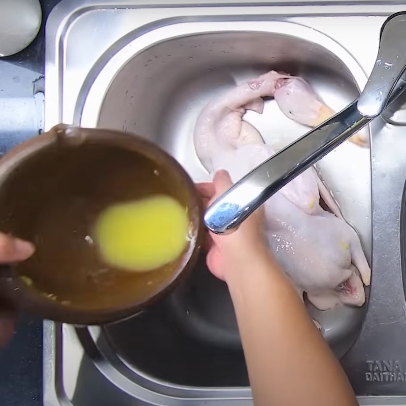 Bước 1 Sơ chế thịt ngan Ngan nấu giả cầy