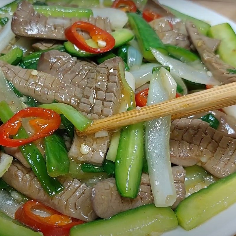 Bước 5 Thành phẩm Cật heo xào dưa leo