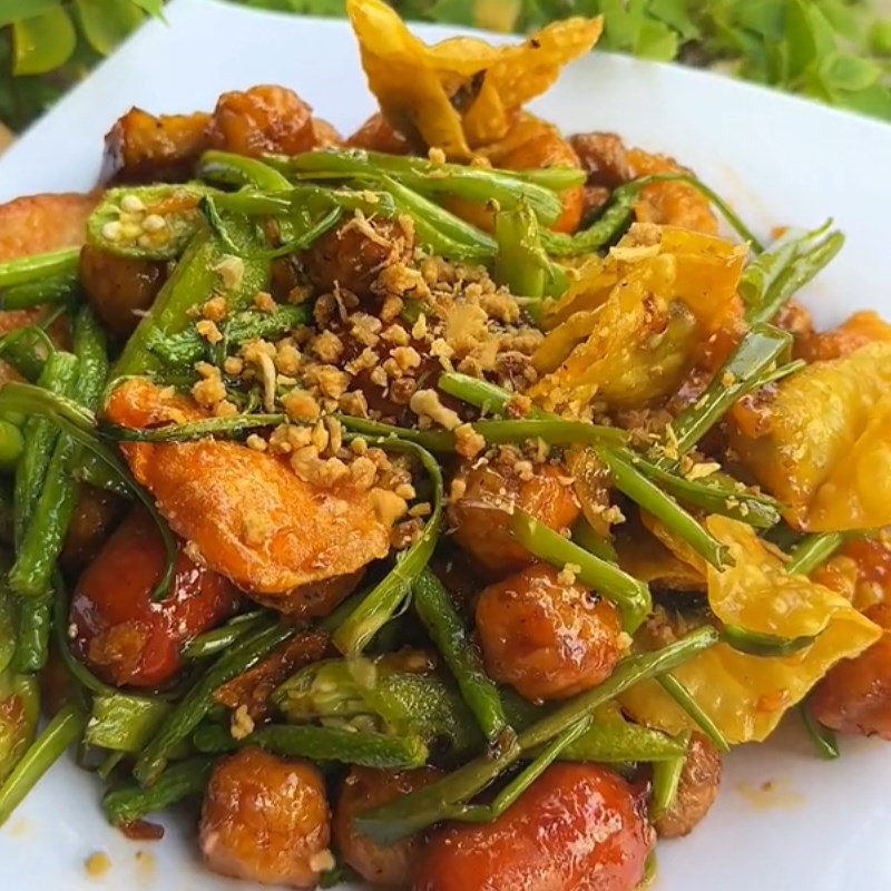 Bước 4 Thưởng thức Cá viên chiên sốt mắm tỏi