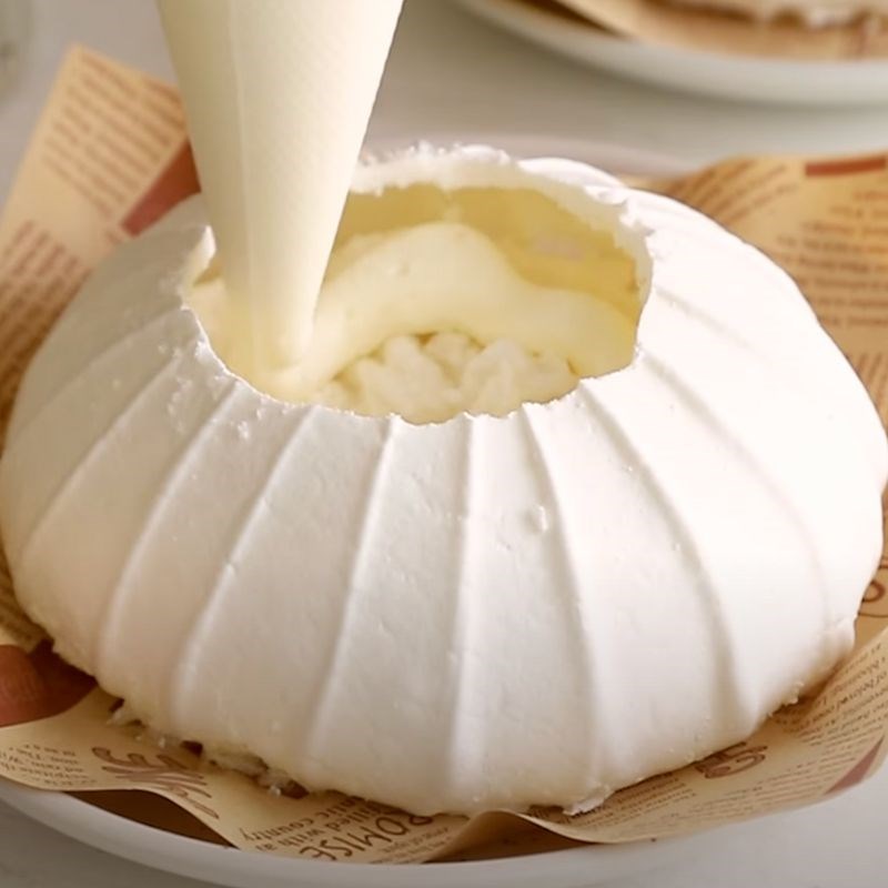 Bước 5 Trang trí Bánh Pavlova