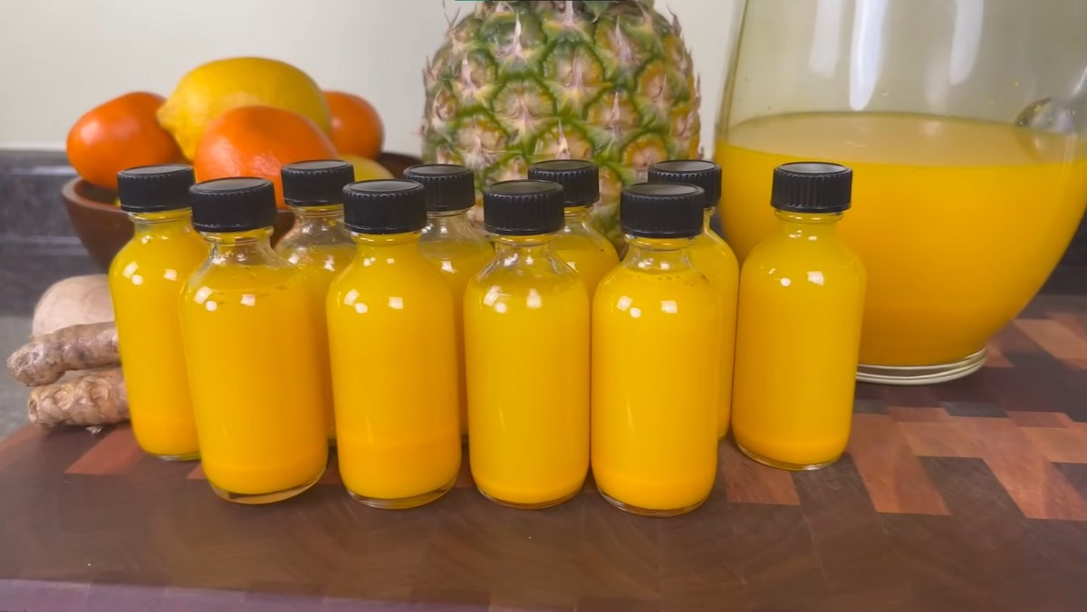 Ginger shot với thơm, cam và nghệ