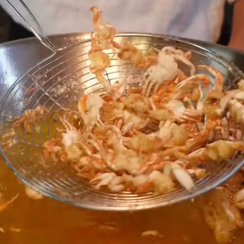 Bước 1 Chiên ghẹ sữa Ghẹ sữa rim