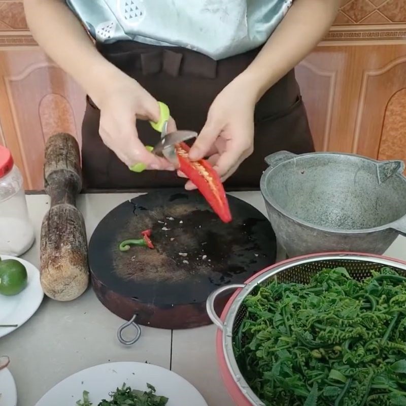 Bước 1 Chuẩn bị nguyên liệu Nộm rau dớn