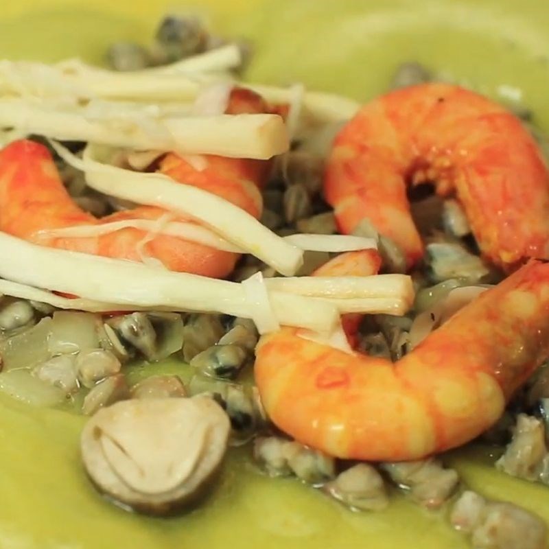 Bước 5 Đổ bánh xèo Bánh xèo hến