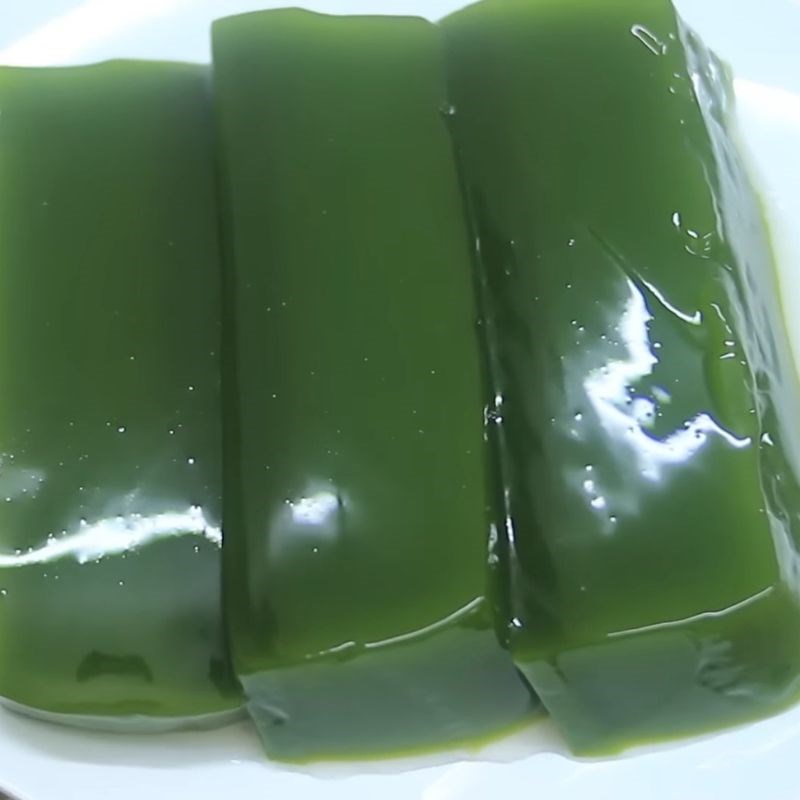 Bước 5 Đợi sương sâm đông lại Cách làm sương sâm không cần nang mực