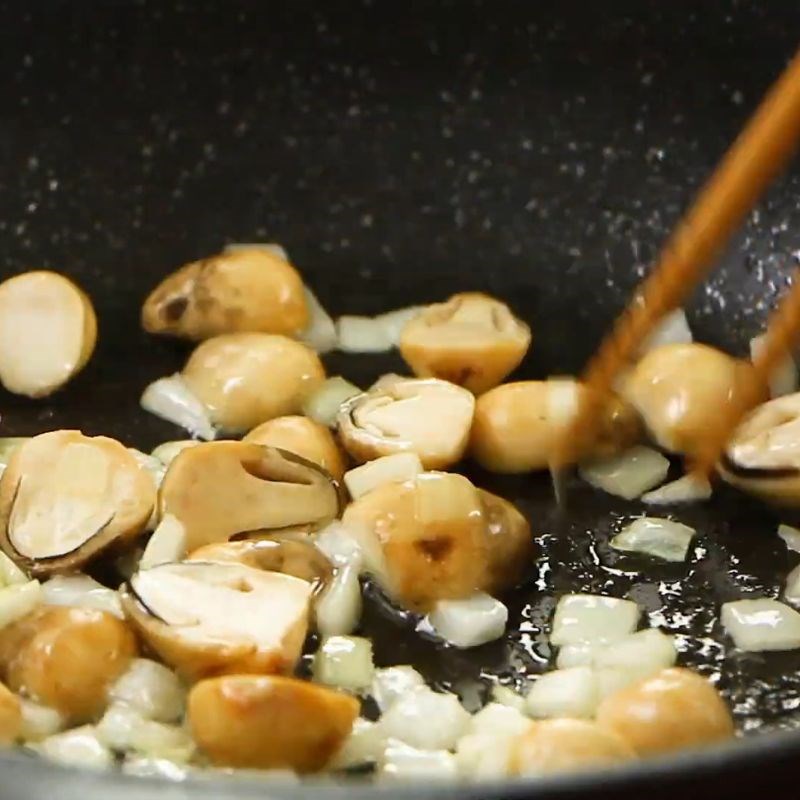 Bước 3 Làm nhân Bánh xèo hến