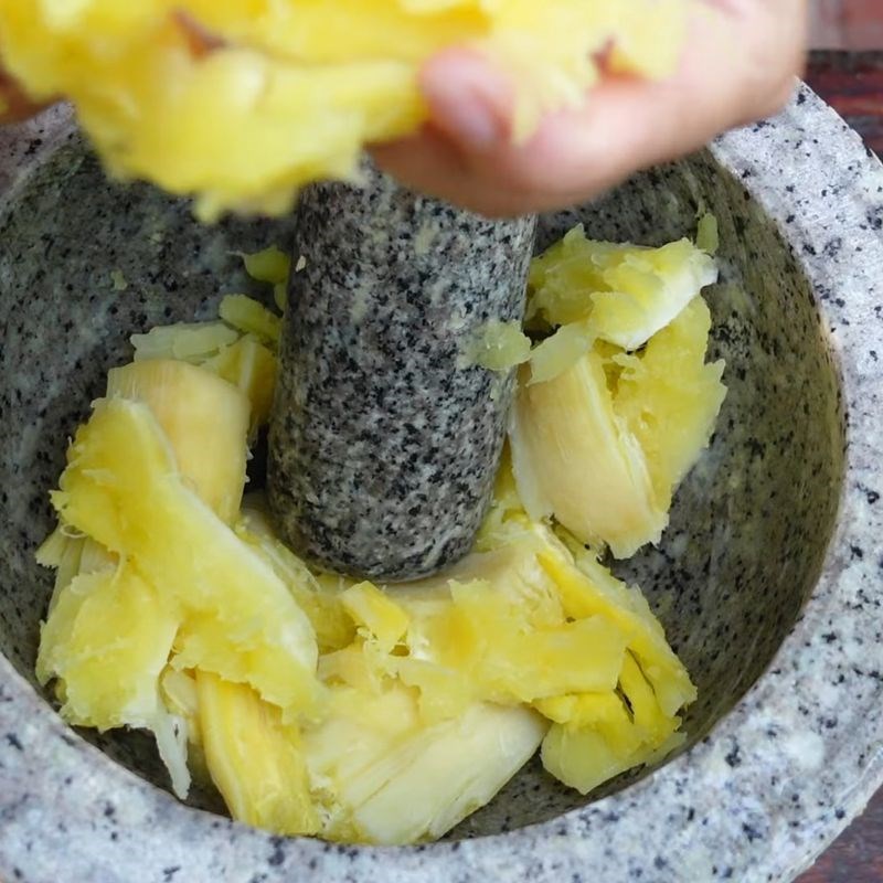 Bước 3 Làm nhuyễn khoai mì Bánh phồng mì