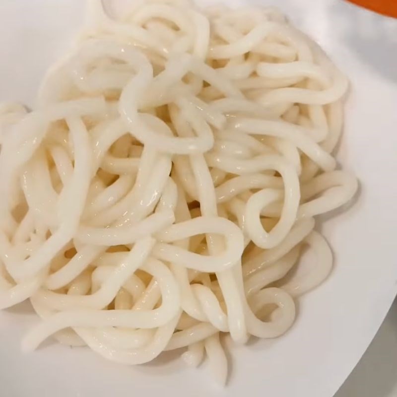 Bước 1 Luộc mì udon Mì udon trộn