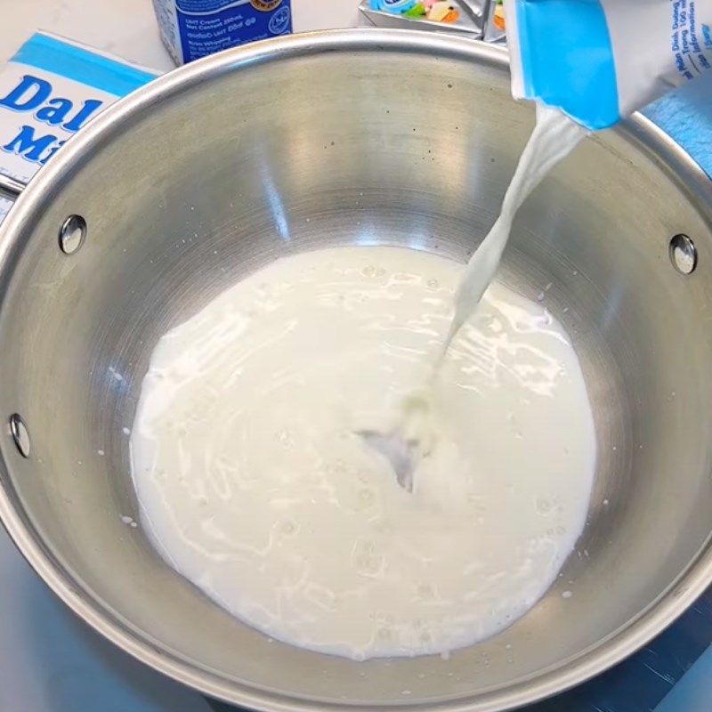 Bước 2 Nấu hỗn hợp sữa Cheese ball nhân phô mai con bò cười