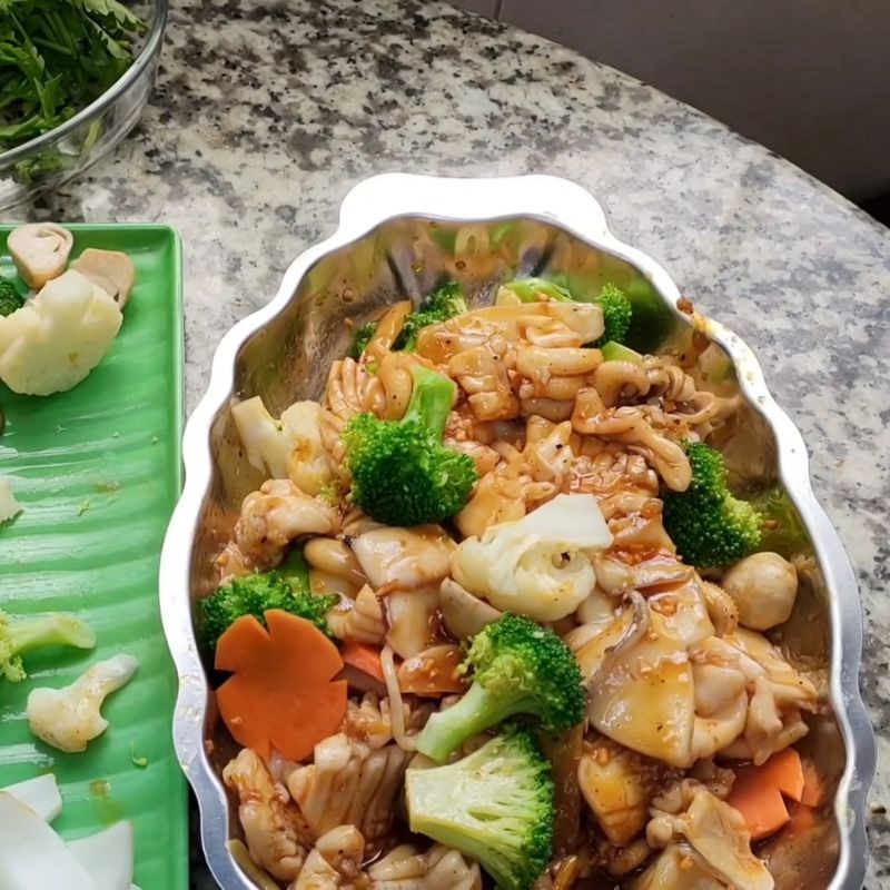 Bước 4 Nấu mực Mực né