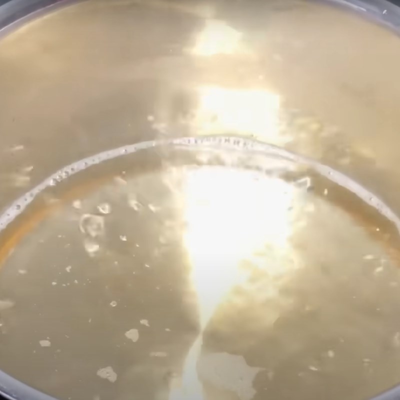 Bước 2 Nấu nước mắm Nước mắm tỏi ớt