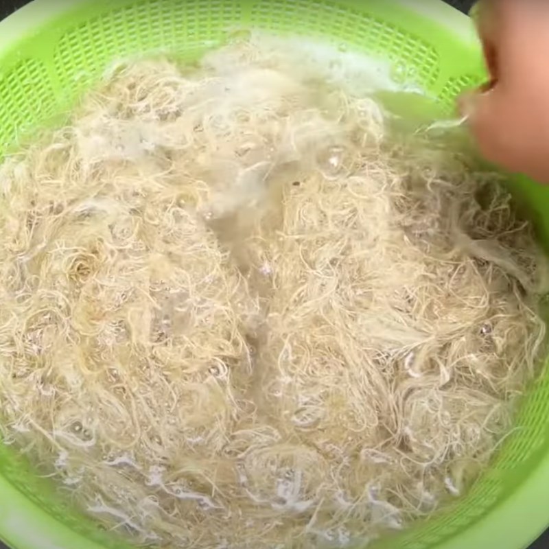 Bước 1 Nấu xu xoa Xu xoa