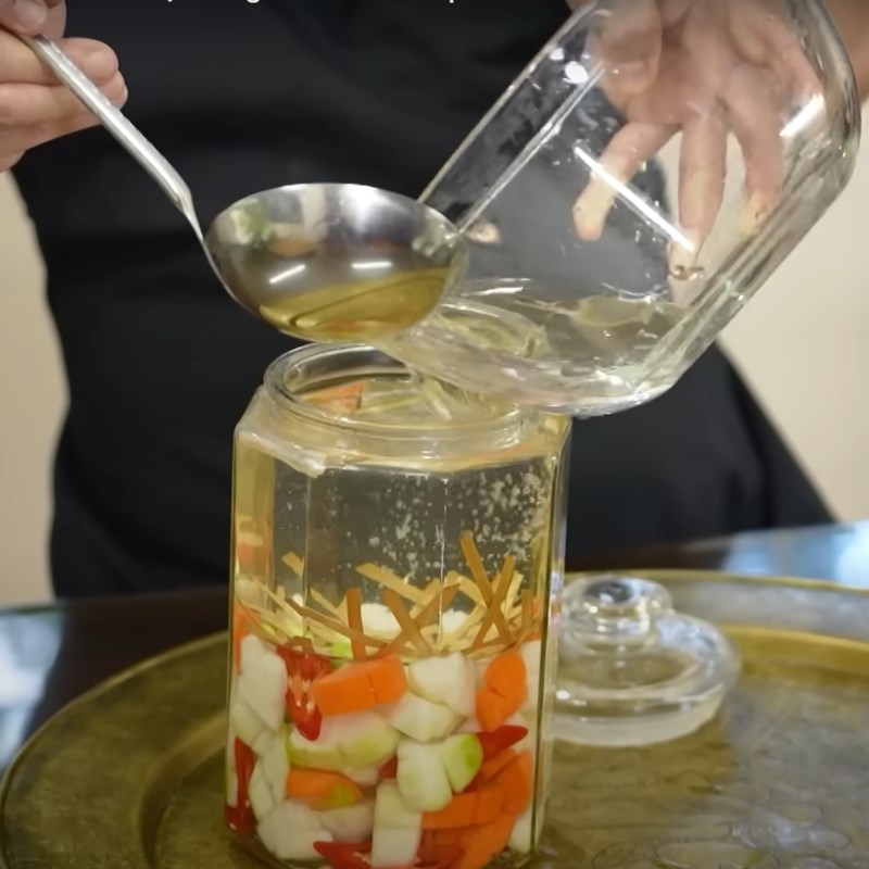 Bước 3 Ngâm su hào Su hào muối