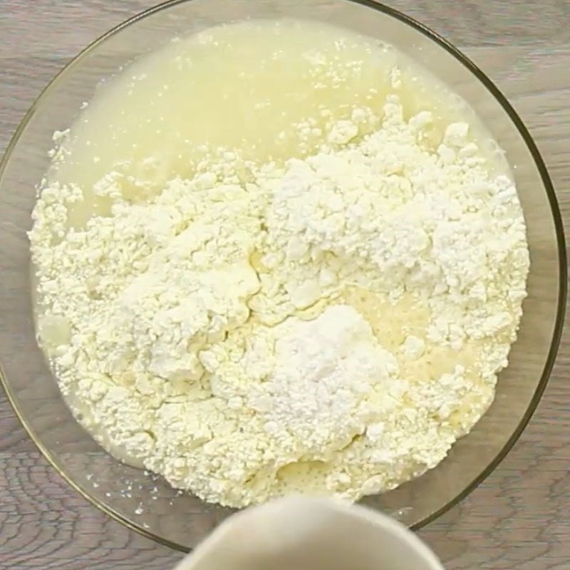 Bước 4 Pha bột Bánh xèo hến