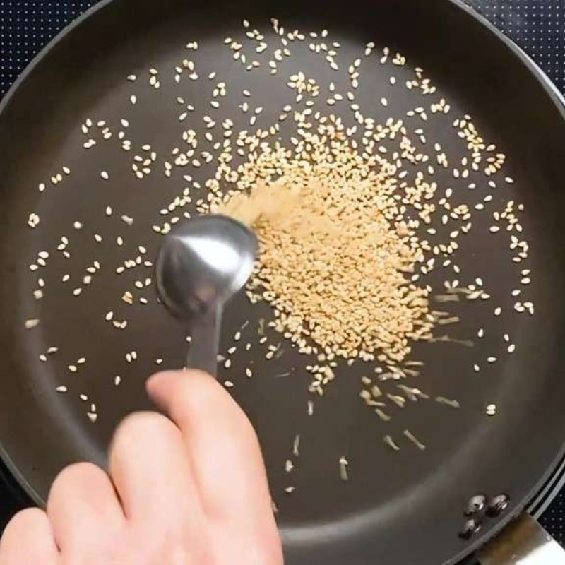 Bước 1 Rang mè Sốt Tonkatsu mè rang